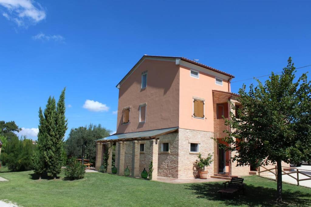 Casa Kikenda, Viaggio Nella Natura Treia 外观 照片